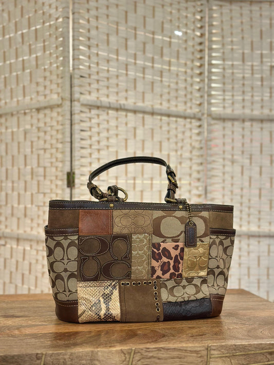 Coach- limited editition Patchwork Collection Tote!- HB0057