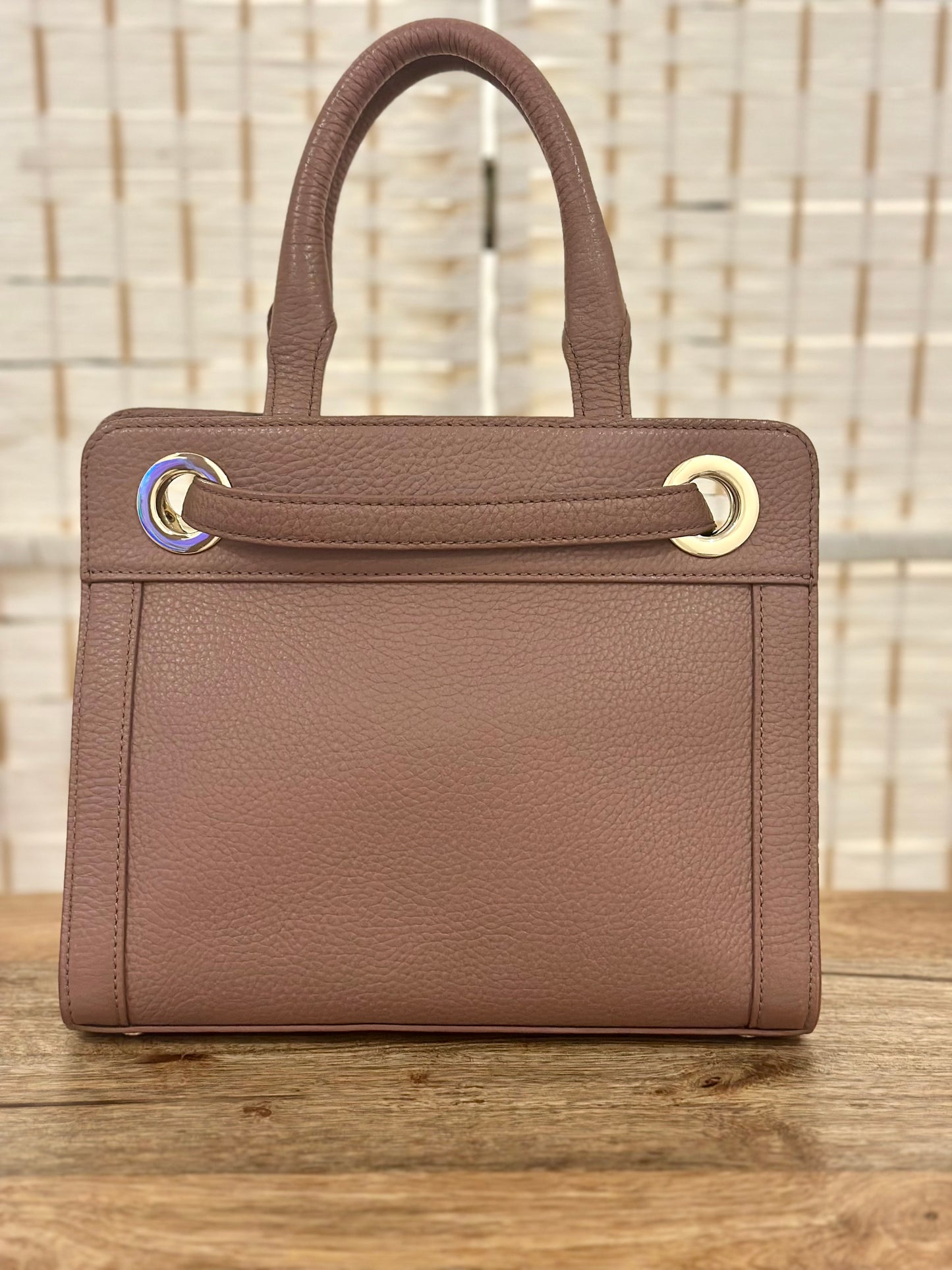 AIGNER- Light Burgundy Leather Cavallina Tote- HB0052
